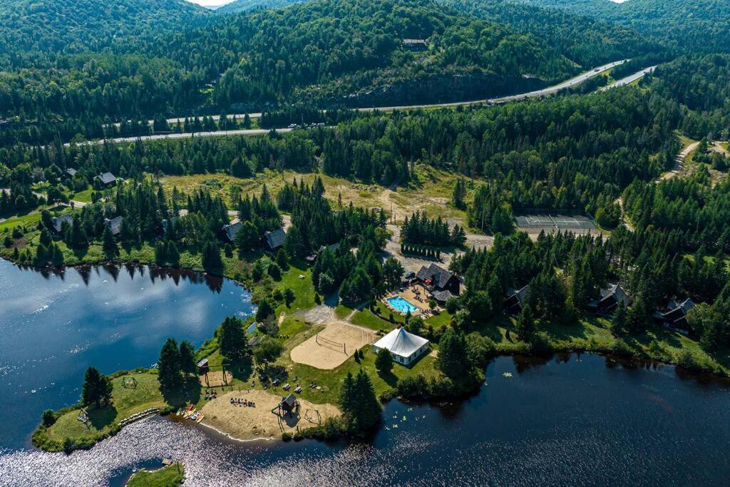 Eagle'S Nest Villa Saint-Faustin Exteriör bild