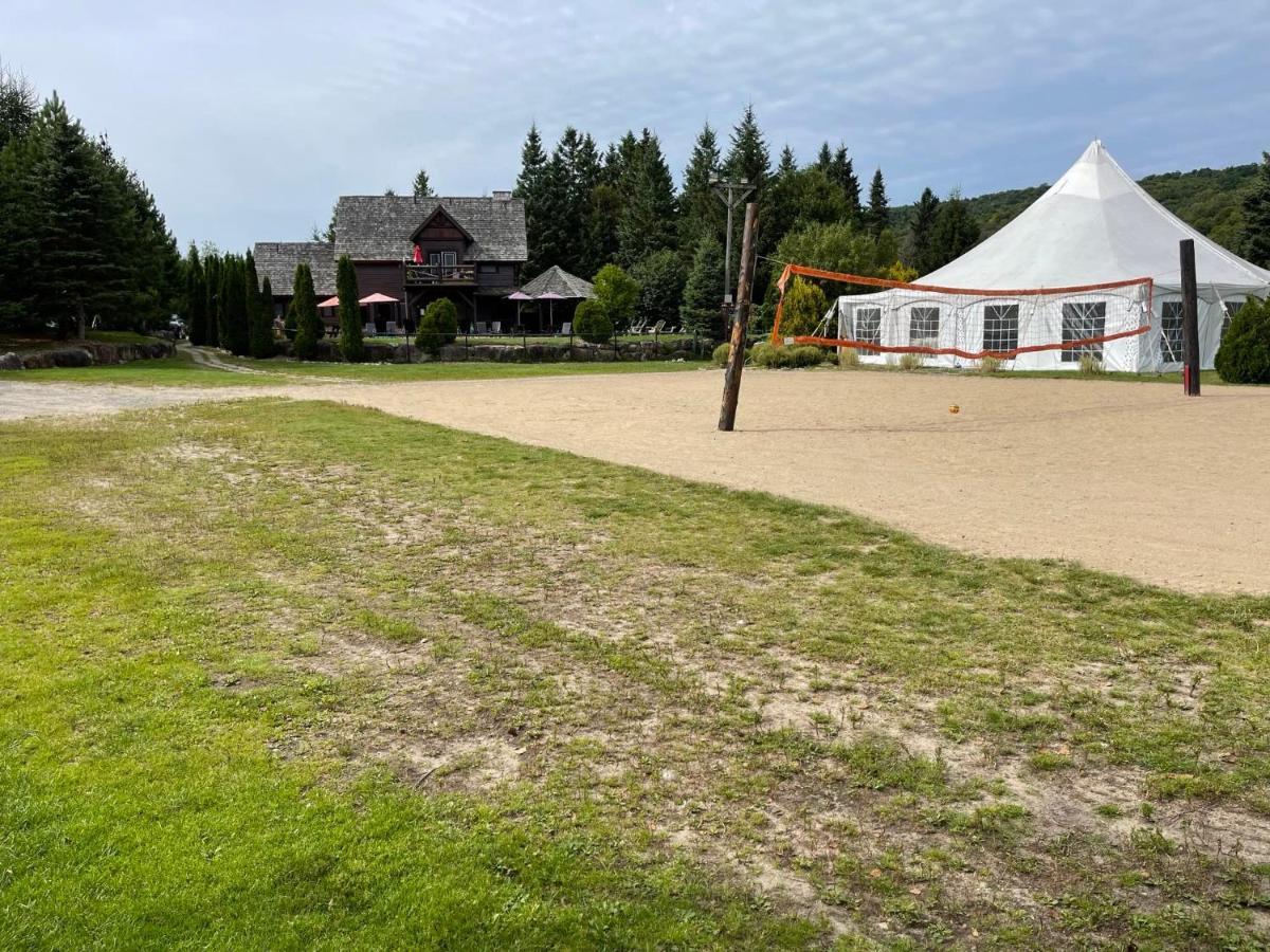 Eagle'S Nest Villa Saint-Faustin Exteriör bild