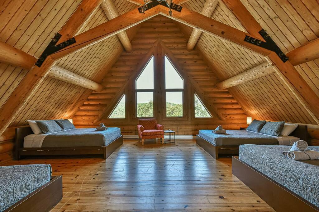 Eagle'S Nest Villa Saint-Faustin Exteriör bild